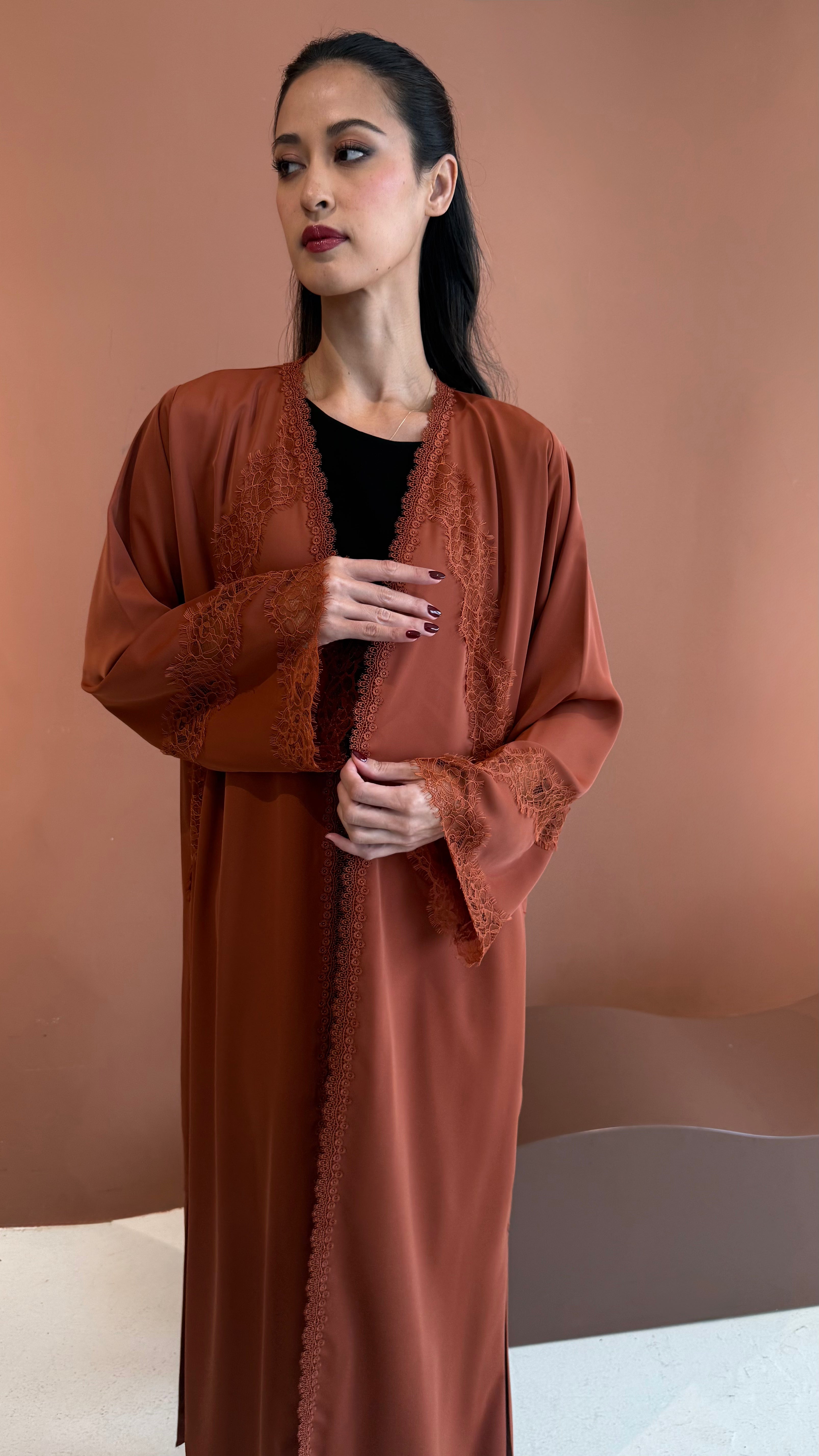 Amber leaf abaya