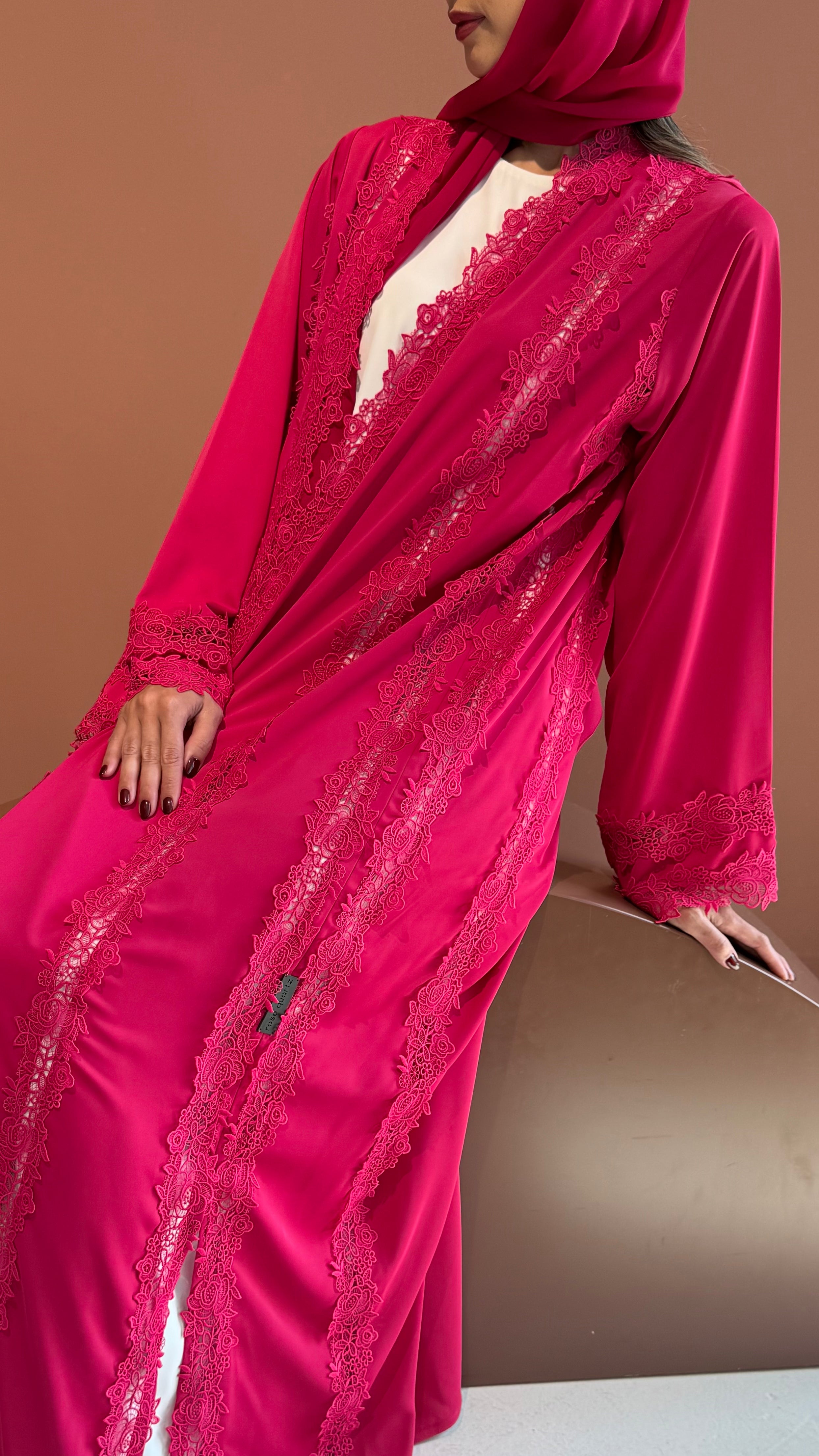 Fushia bloom abaya.
